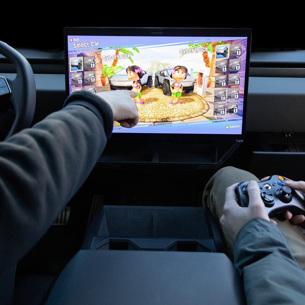 Wireless Gaming Controller for Tesla